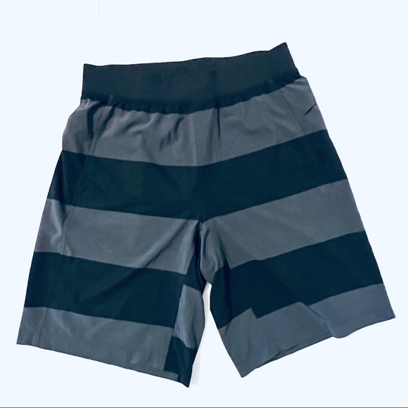 lululemon athletica Other - Lululemon Mens Core Shorts Linerless Black Gray Stripe L
